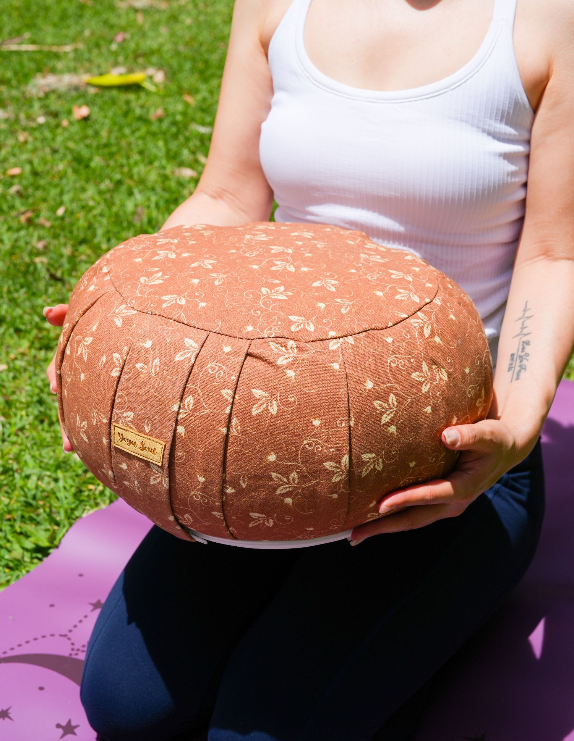 ZAFU Meditation Cushion | Lotus | Salted Caramel