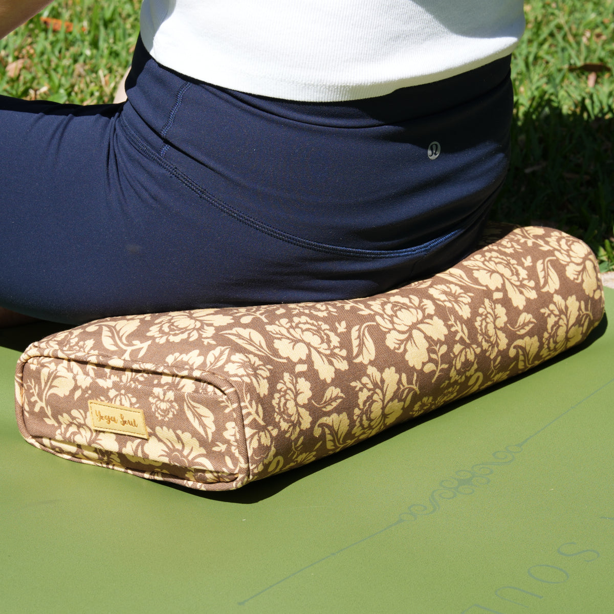 Travel Yoga Pillow | Ananda Rose | coffee