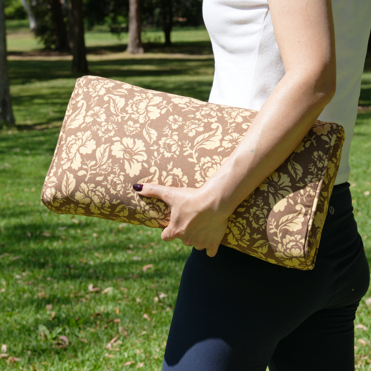 Travel Yoga Pillow | Ananda Rose | coffee