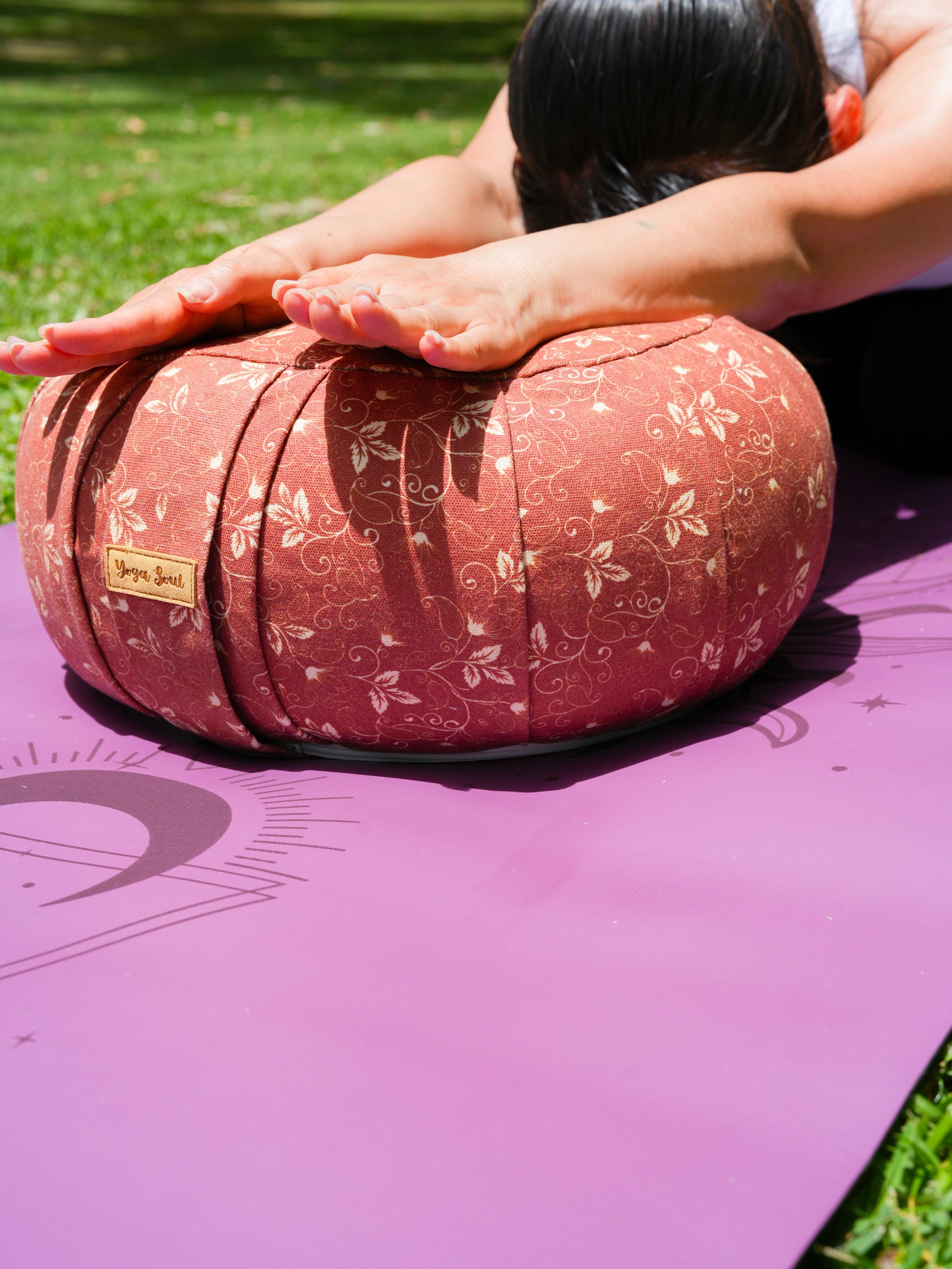 ZAFU Meditation Cushion | Lotus | Cinnamon