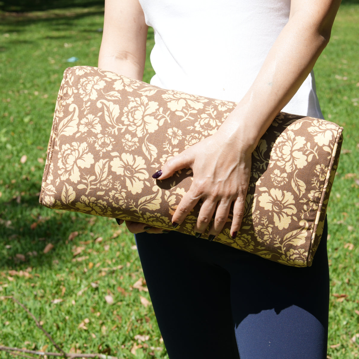 Travel Yoga Pillow | Ananda Rose | coffee