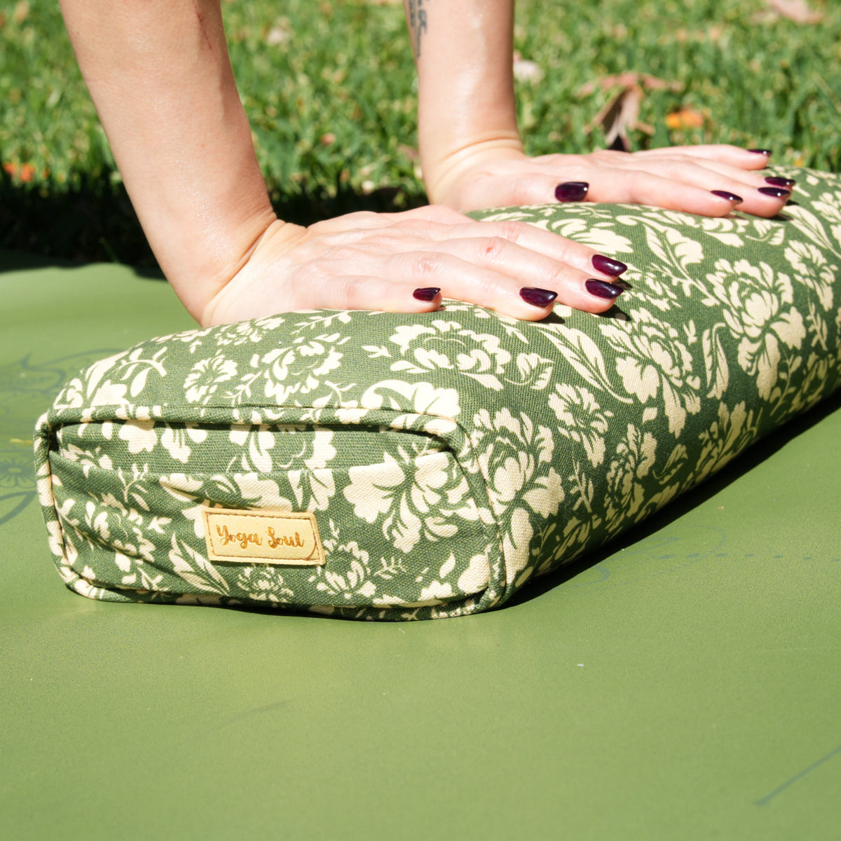 Travel Yoga Pillow | Ananda Rose | Dark Sage