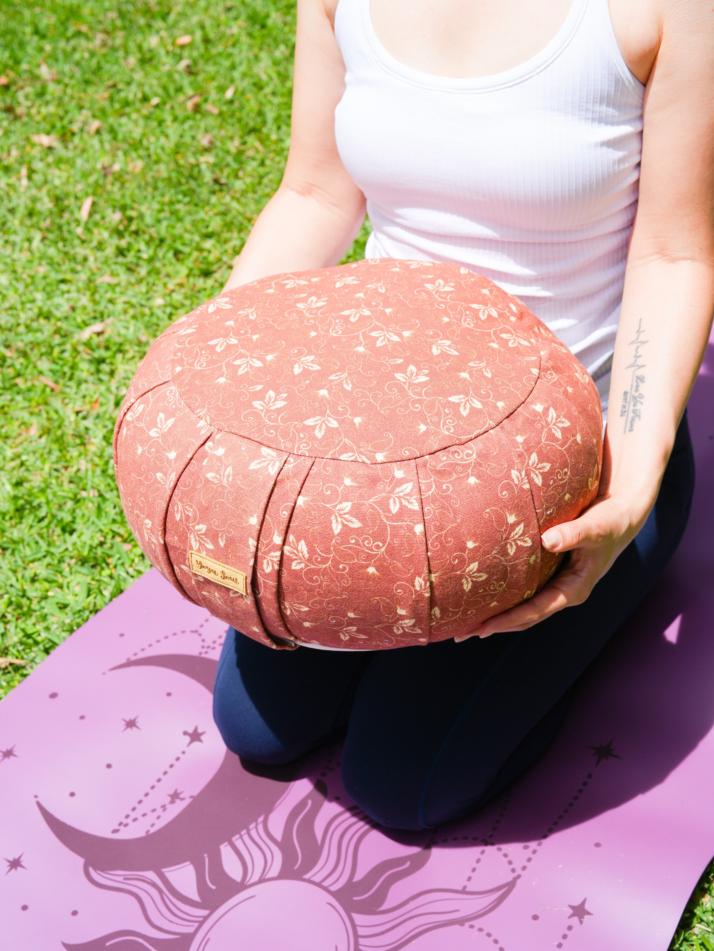 ZAFU Meditation Cushion | Lotus | Cinnamon