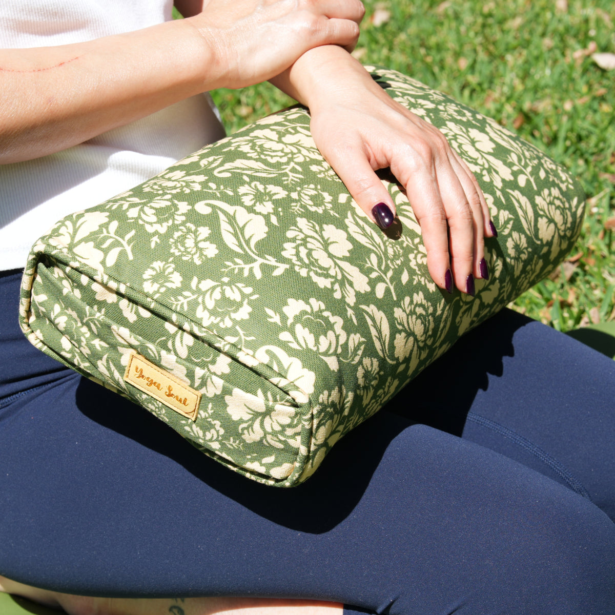 Travel Yoga Pillow | Ananda Rose | Dark Sage