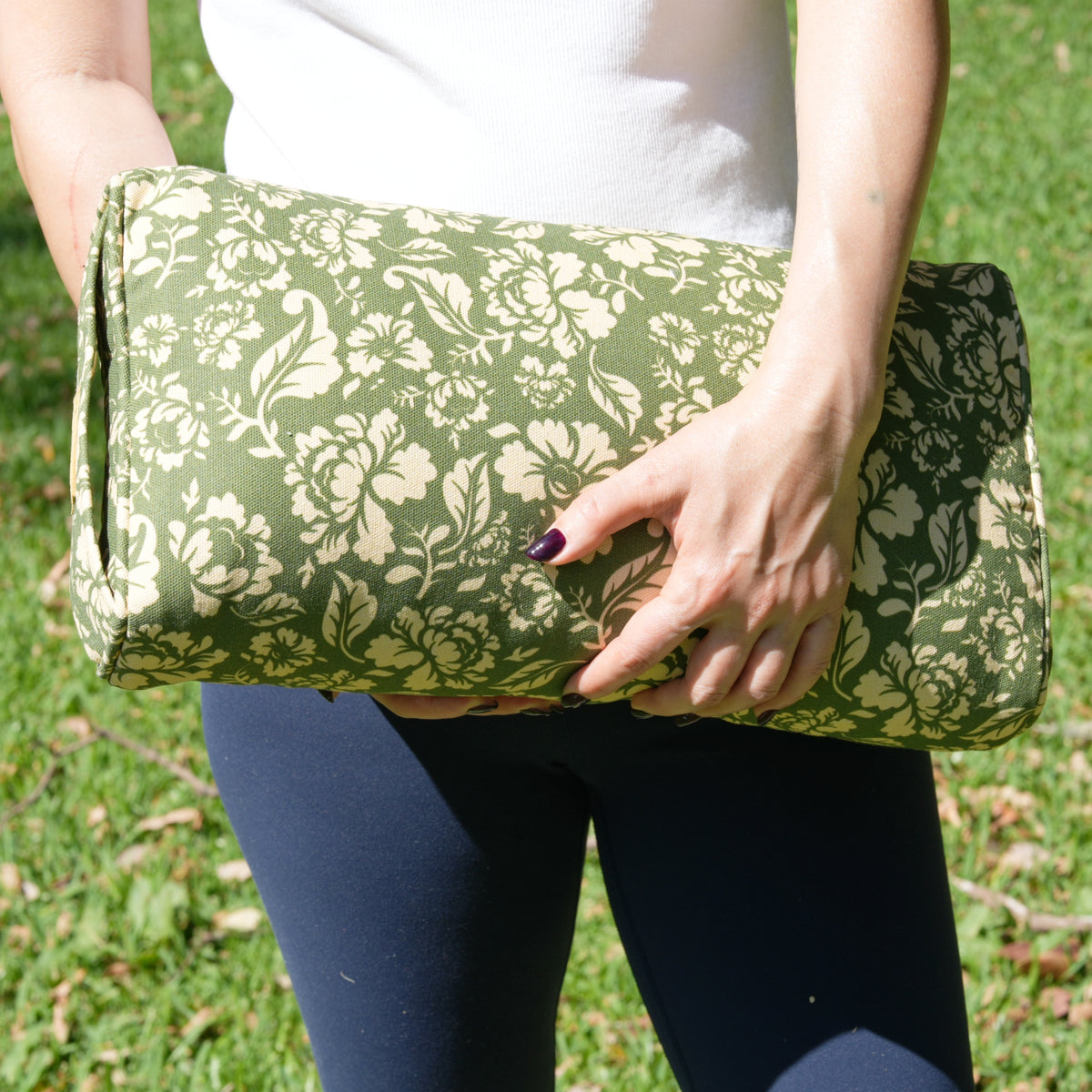 Travel Yoga Pillow | Ananda Rose | Dark Sage