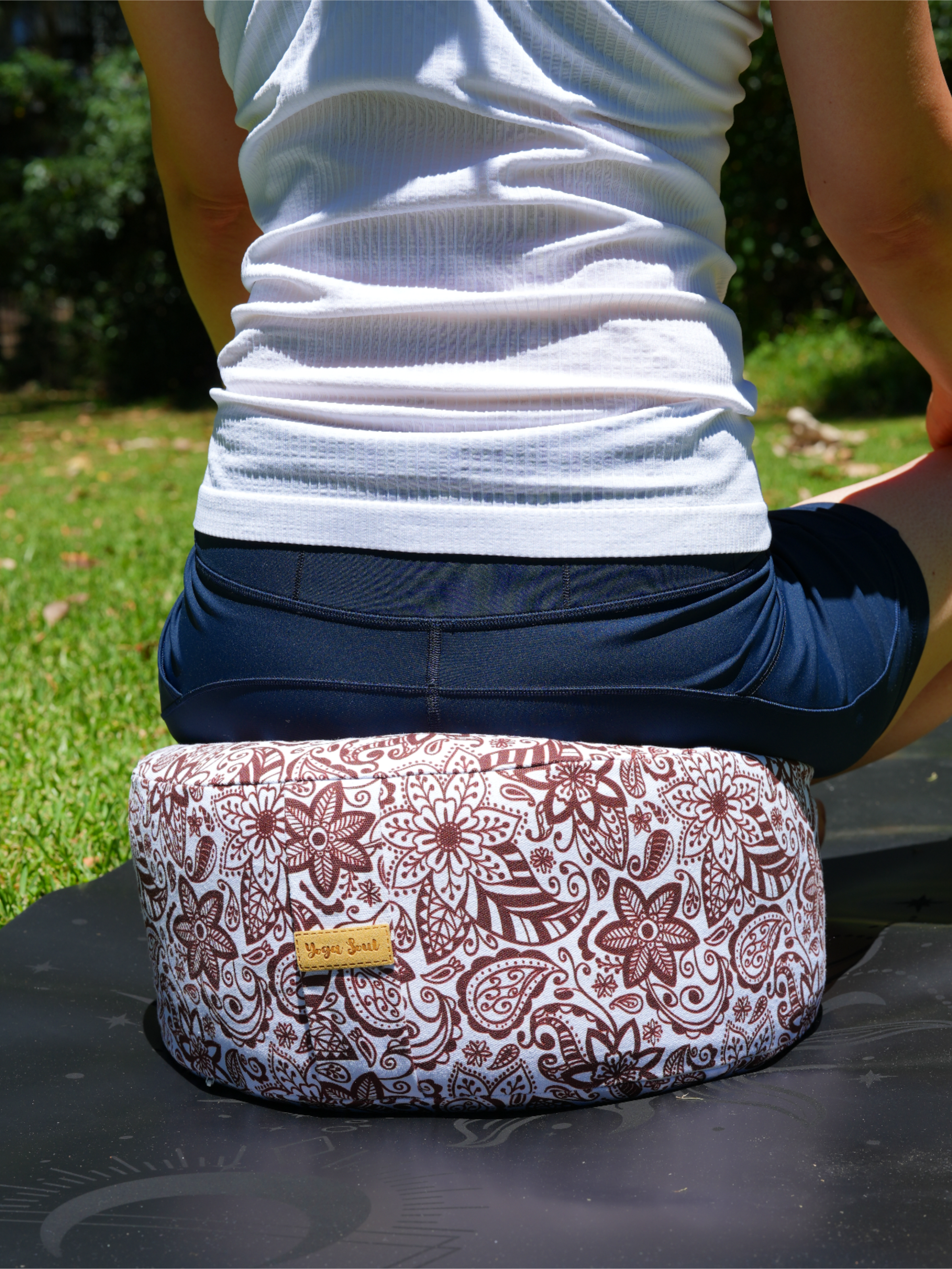 RONDO Meditation Cushion | Paisley Flower | Chocolate