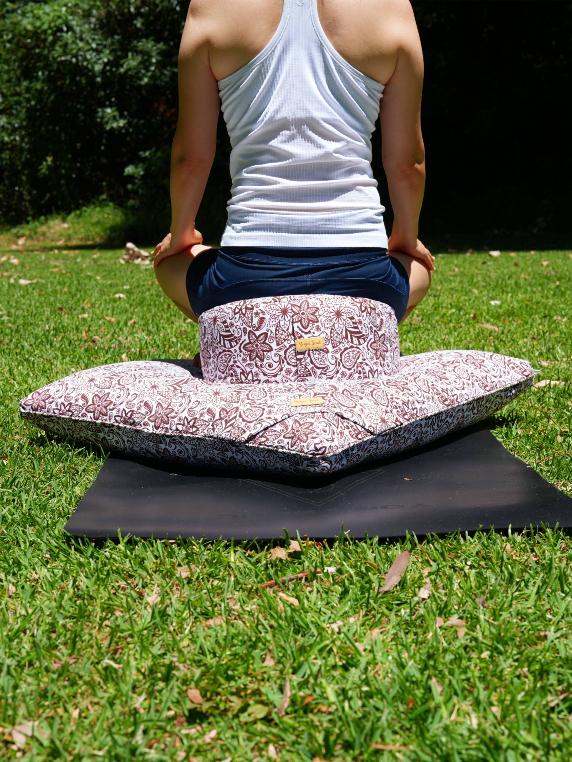 RONDO Meditation Cushion | Paisley Flower | Chocolate