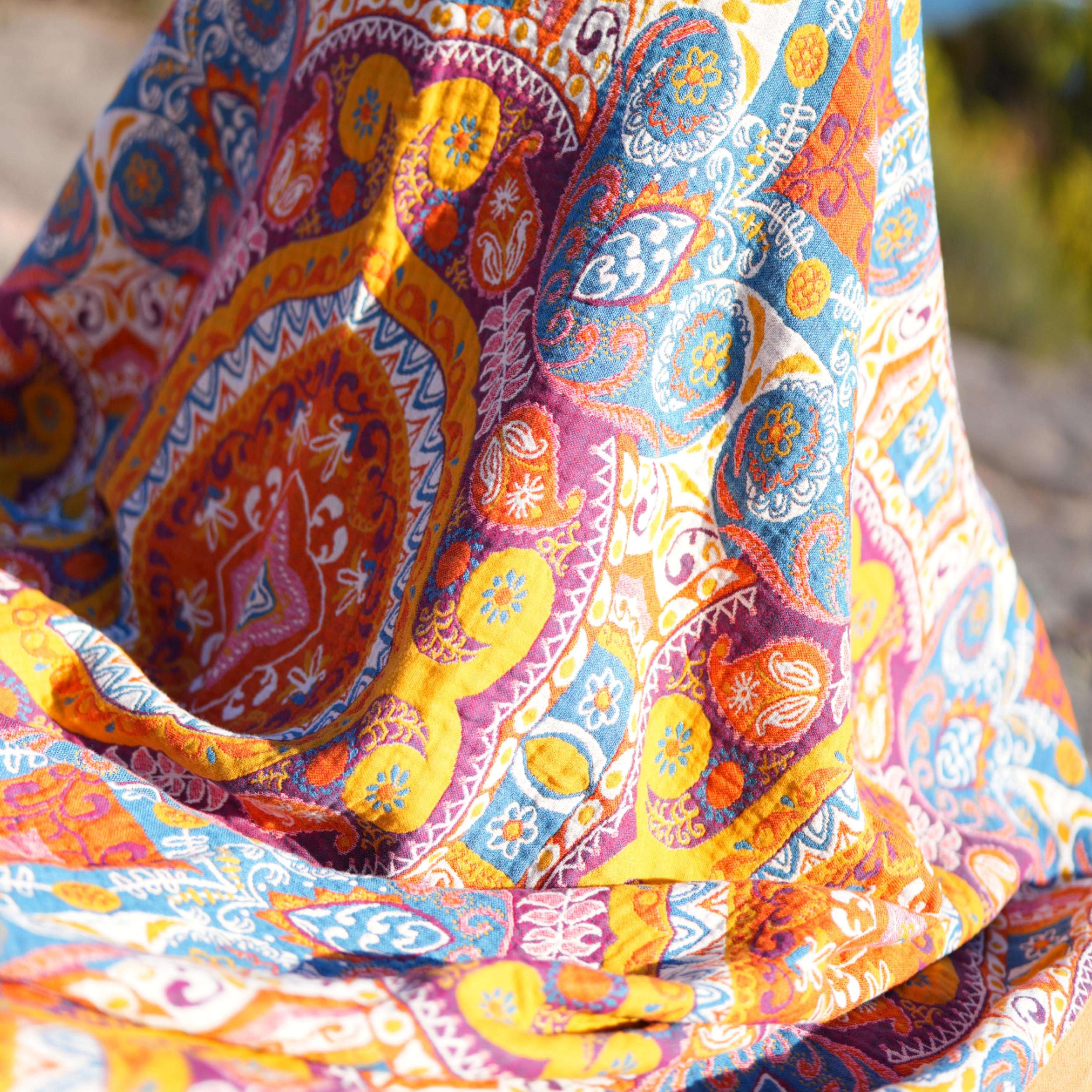Yoga Blanket | Paisley