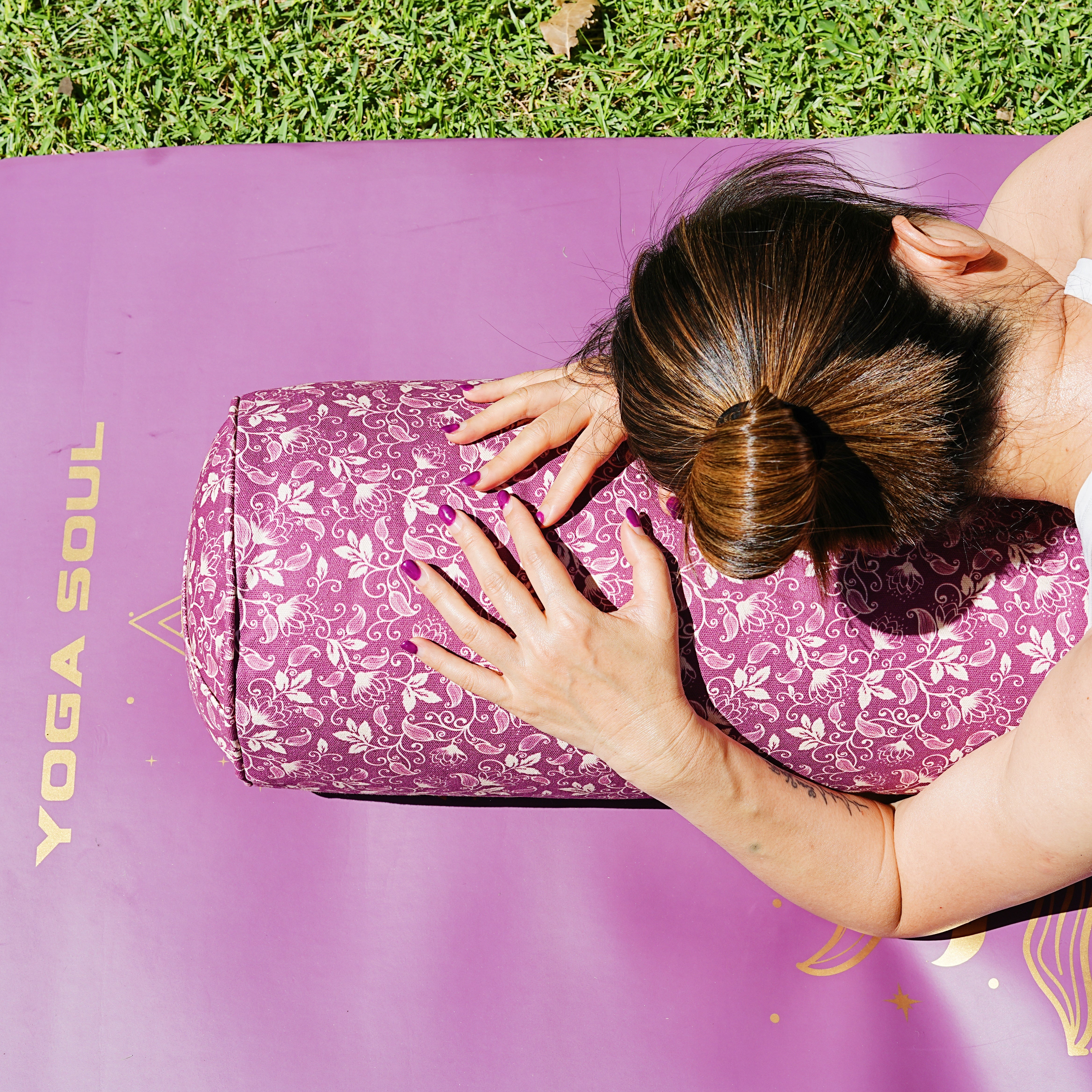 Round Yoga Bolster | Sacred Lotus| Amethyst