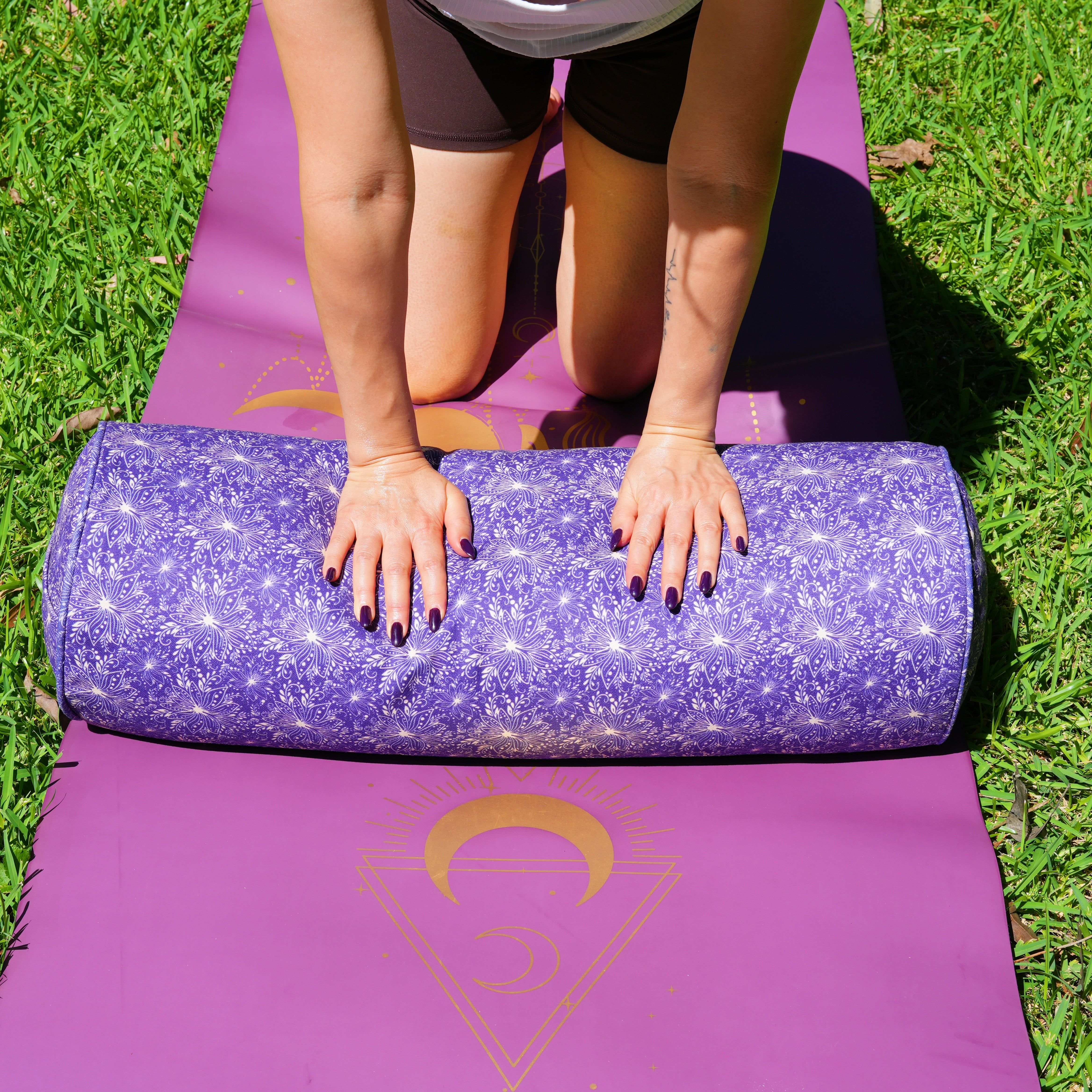 Round Yoga Bolster | Sattva Lotus | Midnight