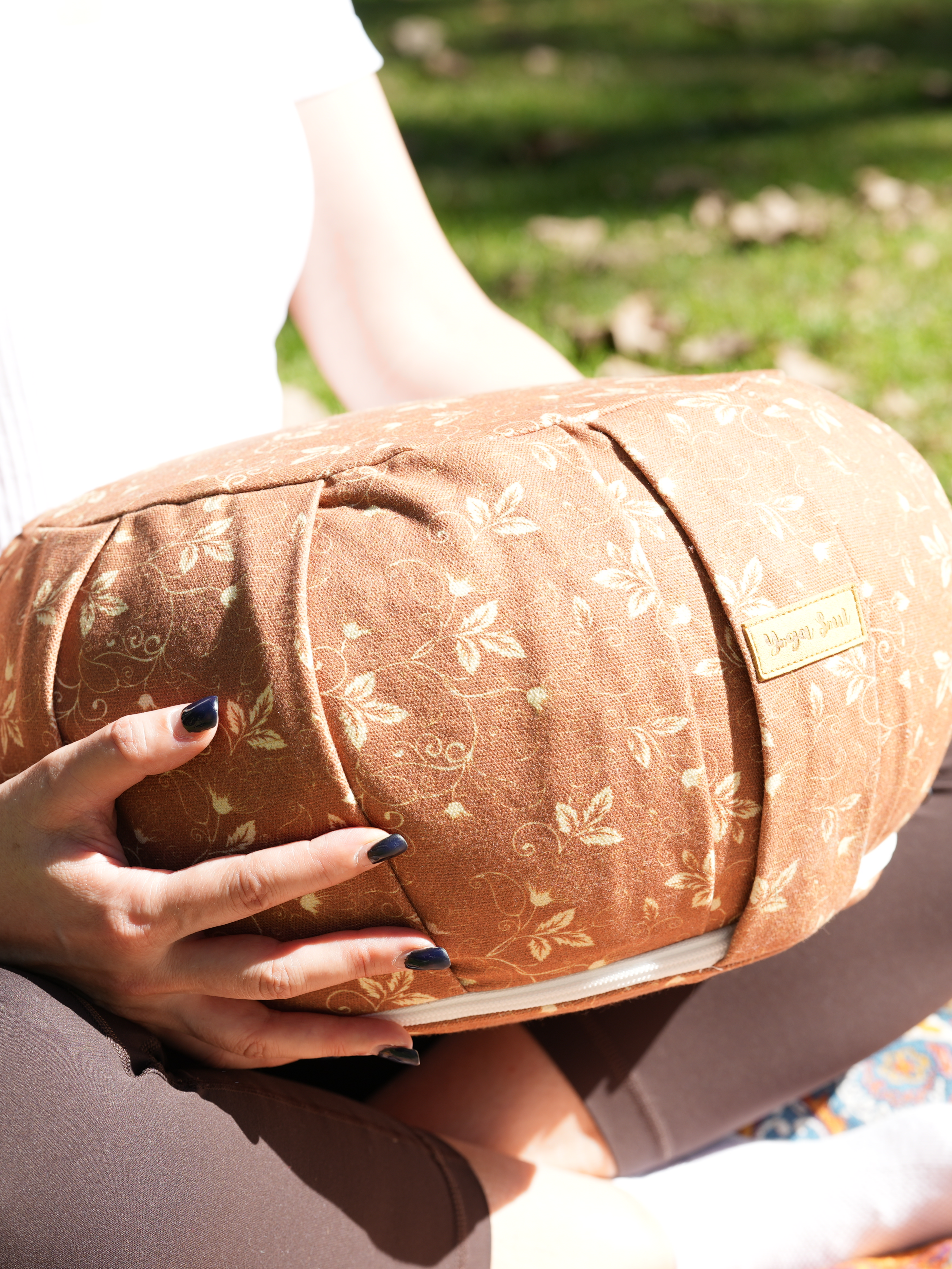 ZAFU Meditation Cushion | Water Lily | Caramel