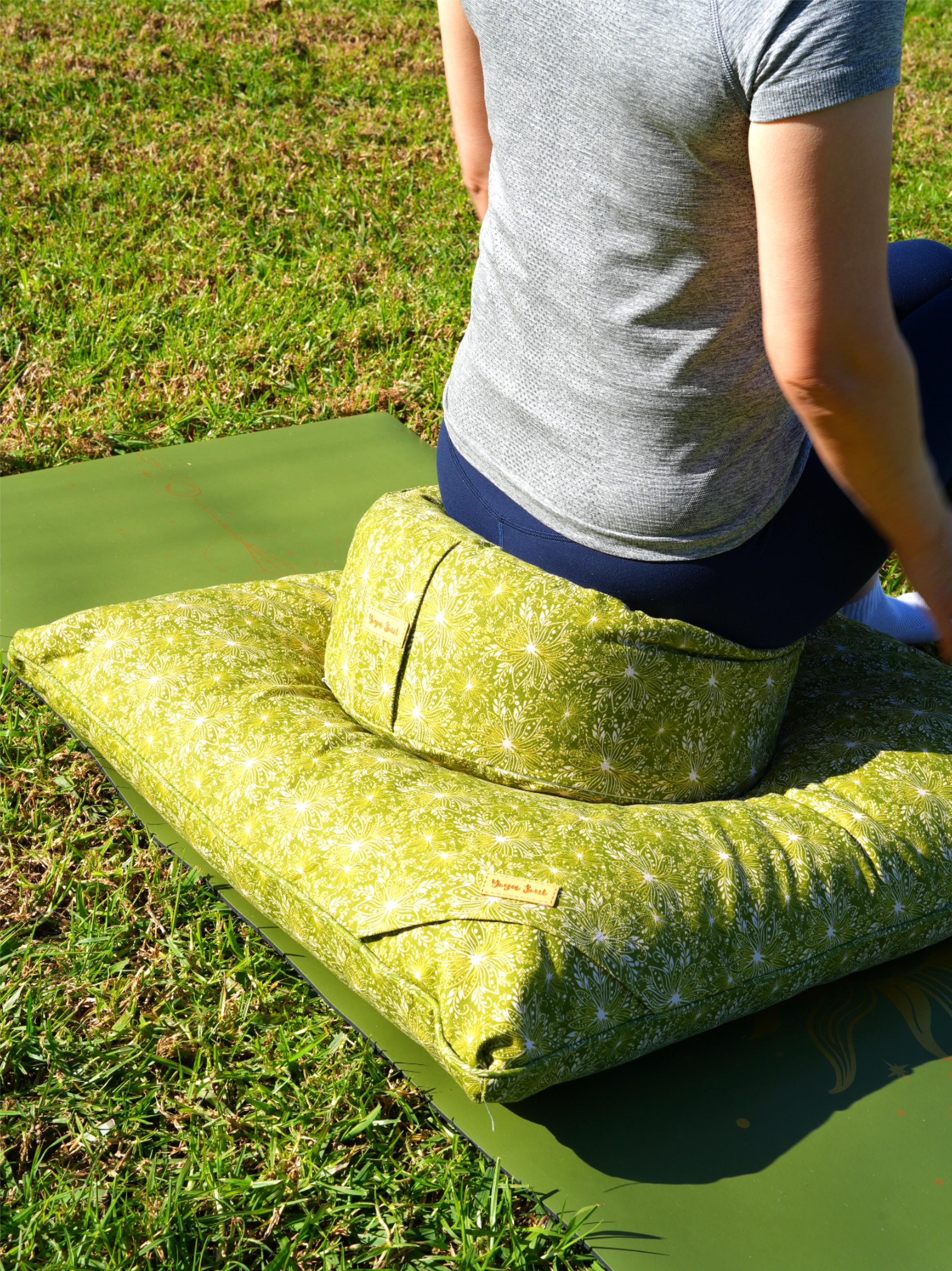 ZABUTON Meditation Cushion | Lotus | Olive Green