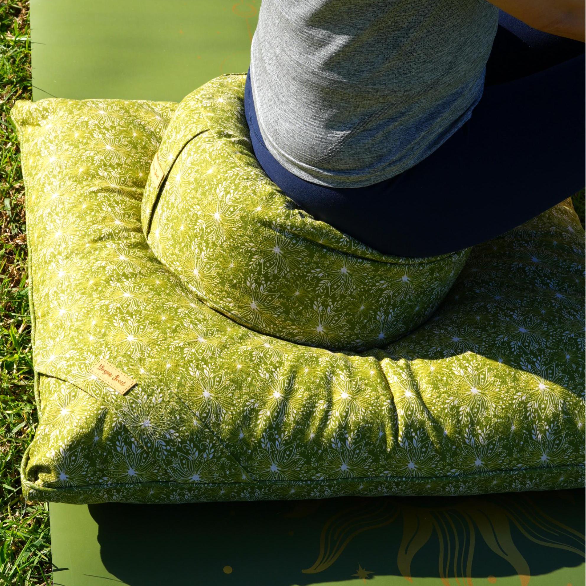 ZABUTON Meditation Cushion | Lotus | Olive Green