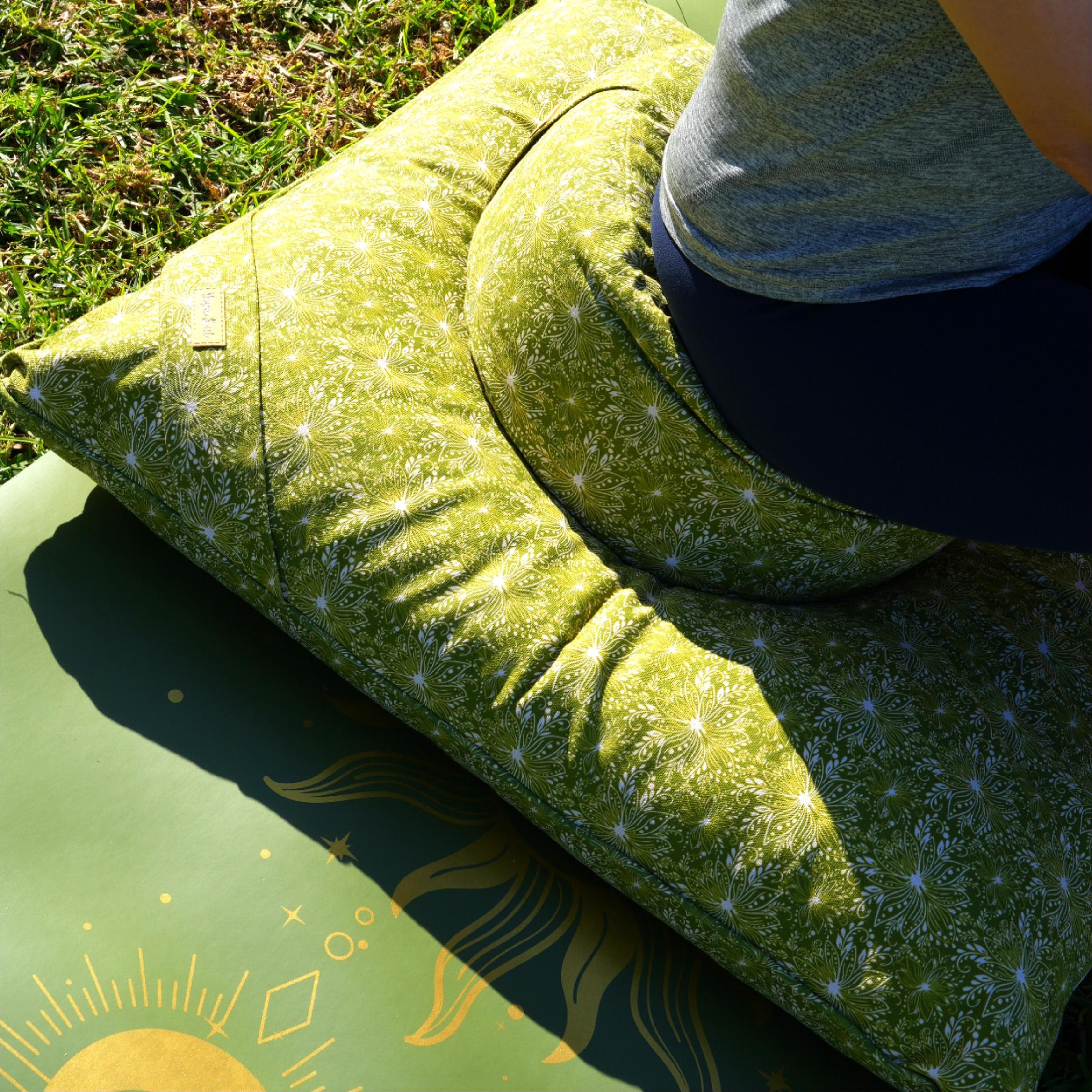 ZABUTON Meditation Cushion | Lotus | Olive Green