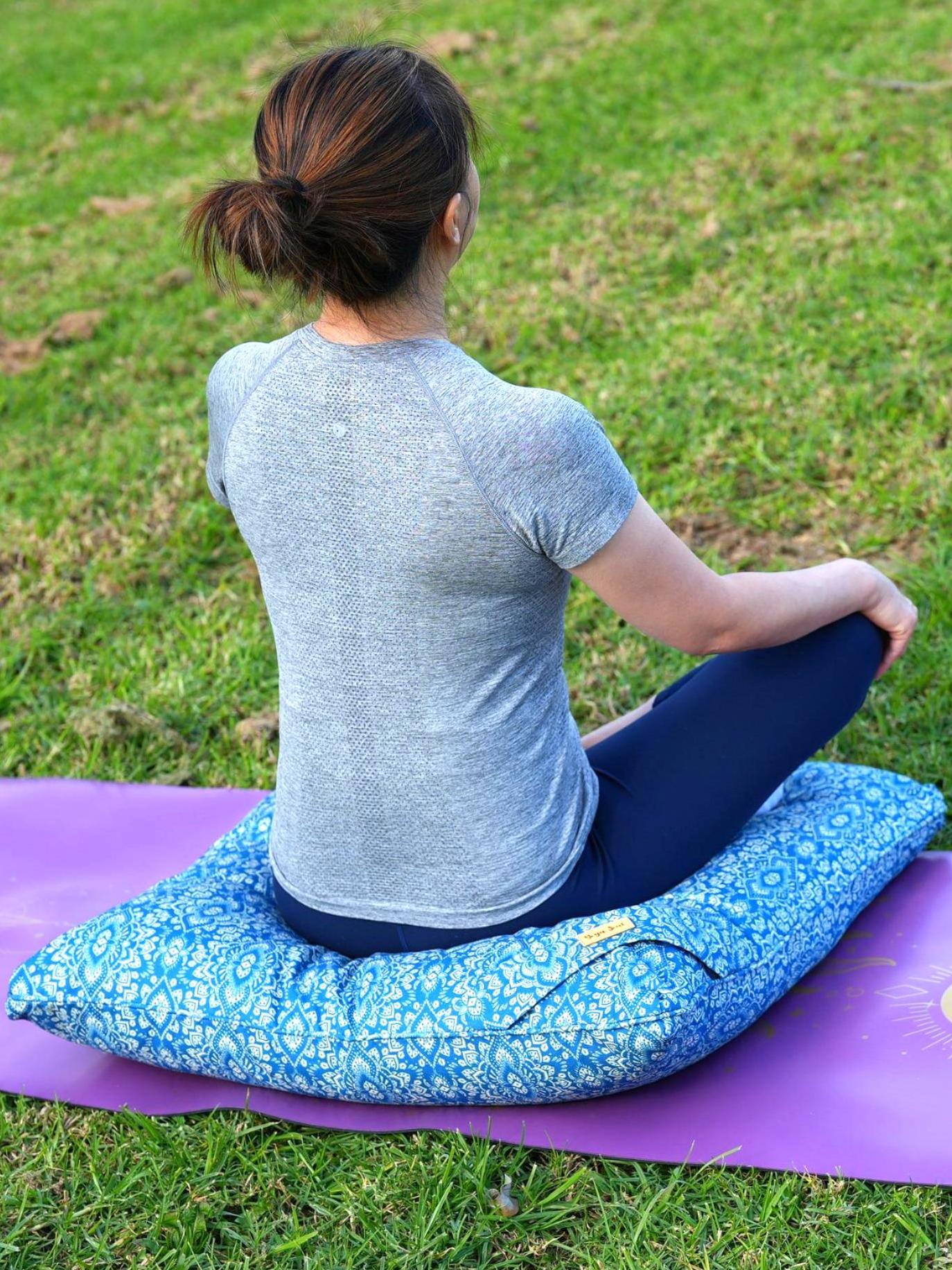 ZABUTON Meditation Cushion | Mandala | Indigo Blue