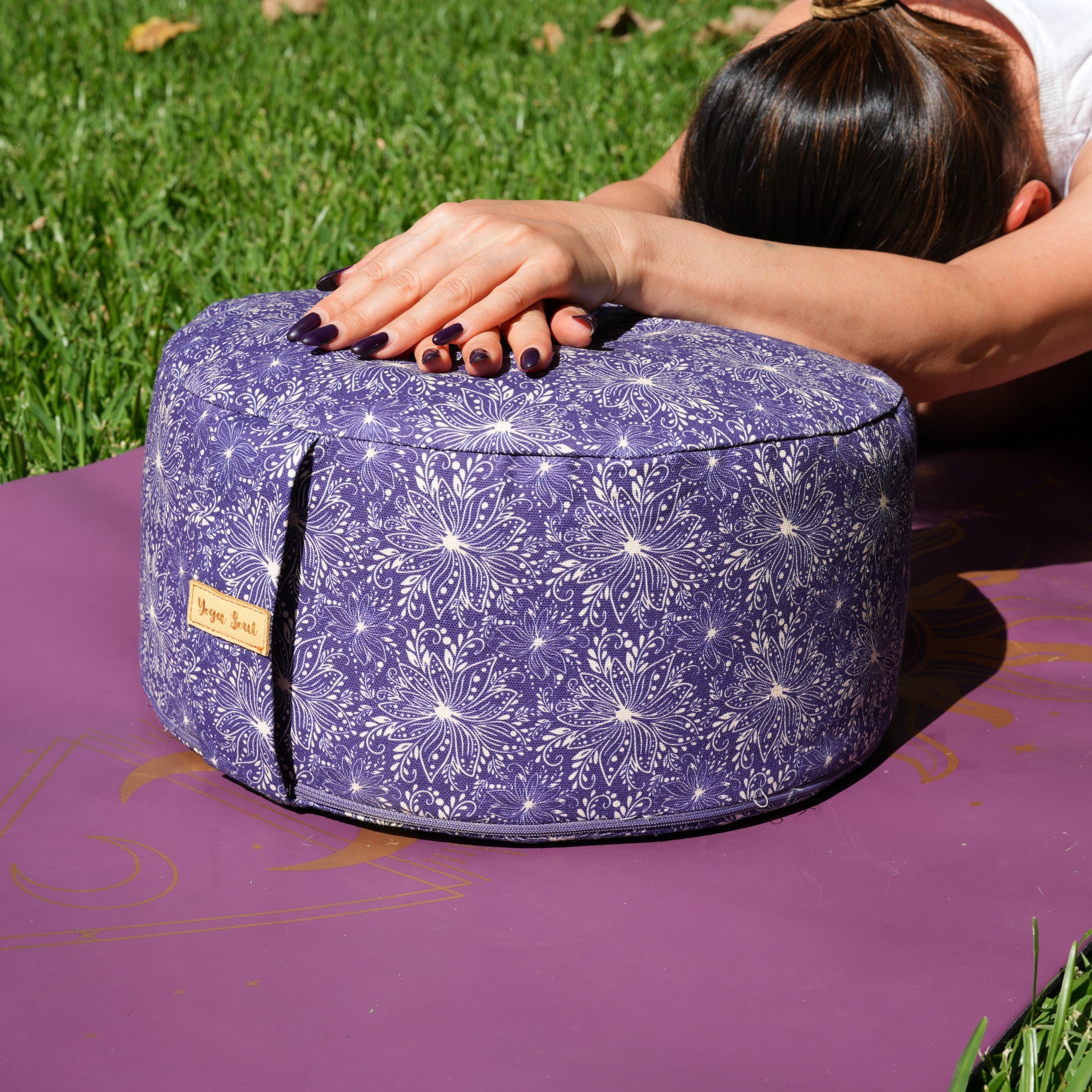 RONDO Meditation Cushion | Sattva Lotus | Midnight