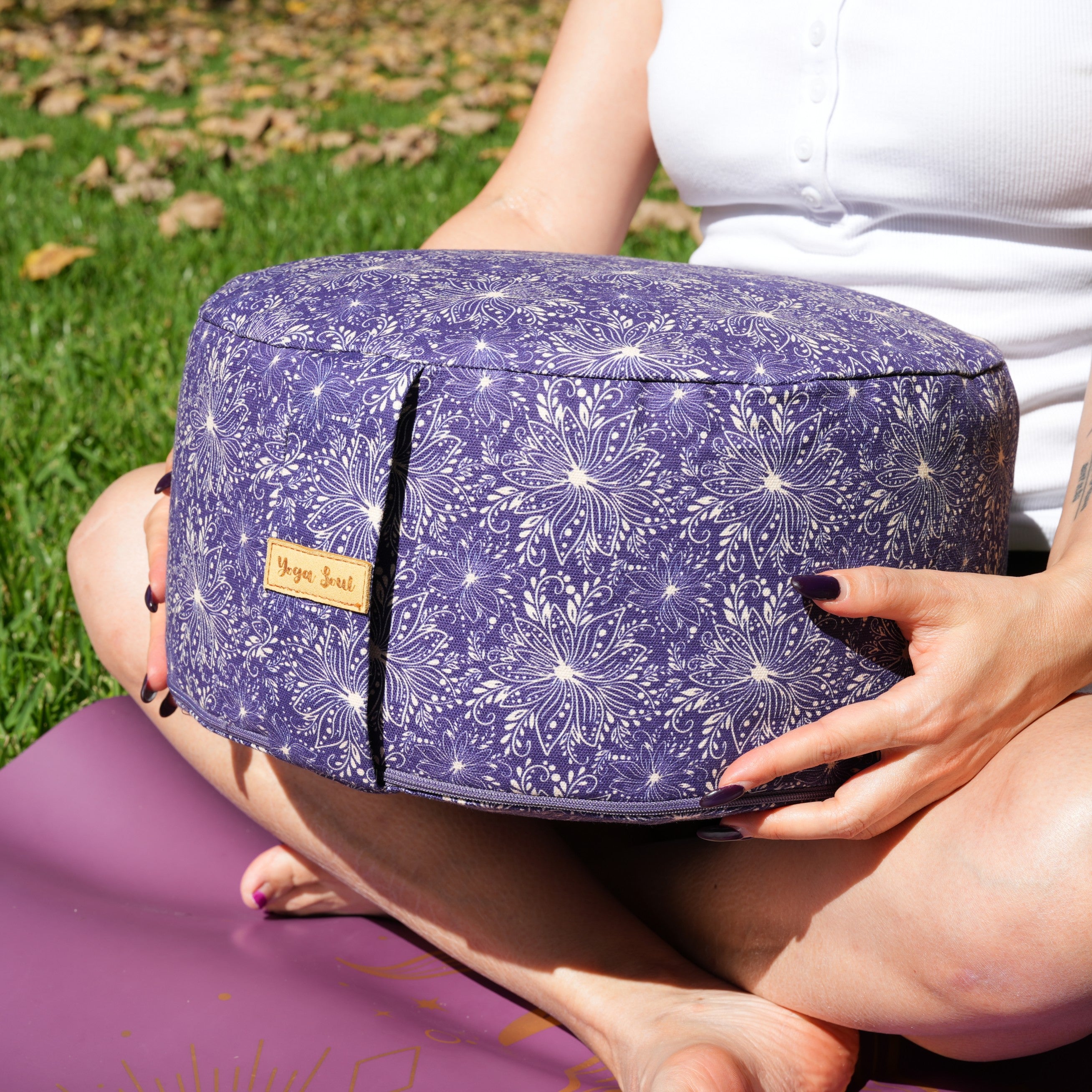 RONDO Meditation Cushion | Sattva Lotus | Midnight