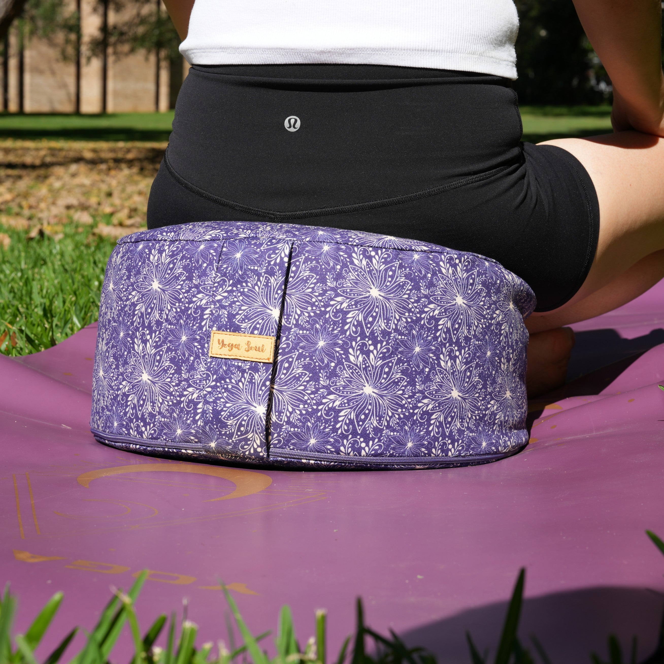 RONDO Meditation Cushion | Sattva Lotus | Midnight