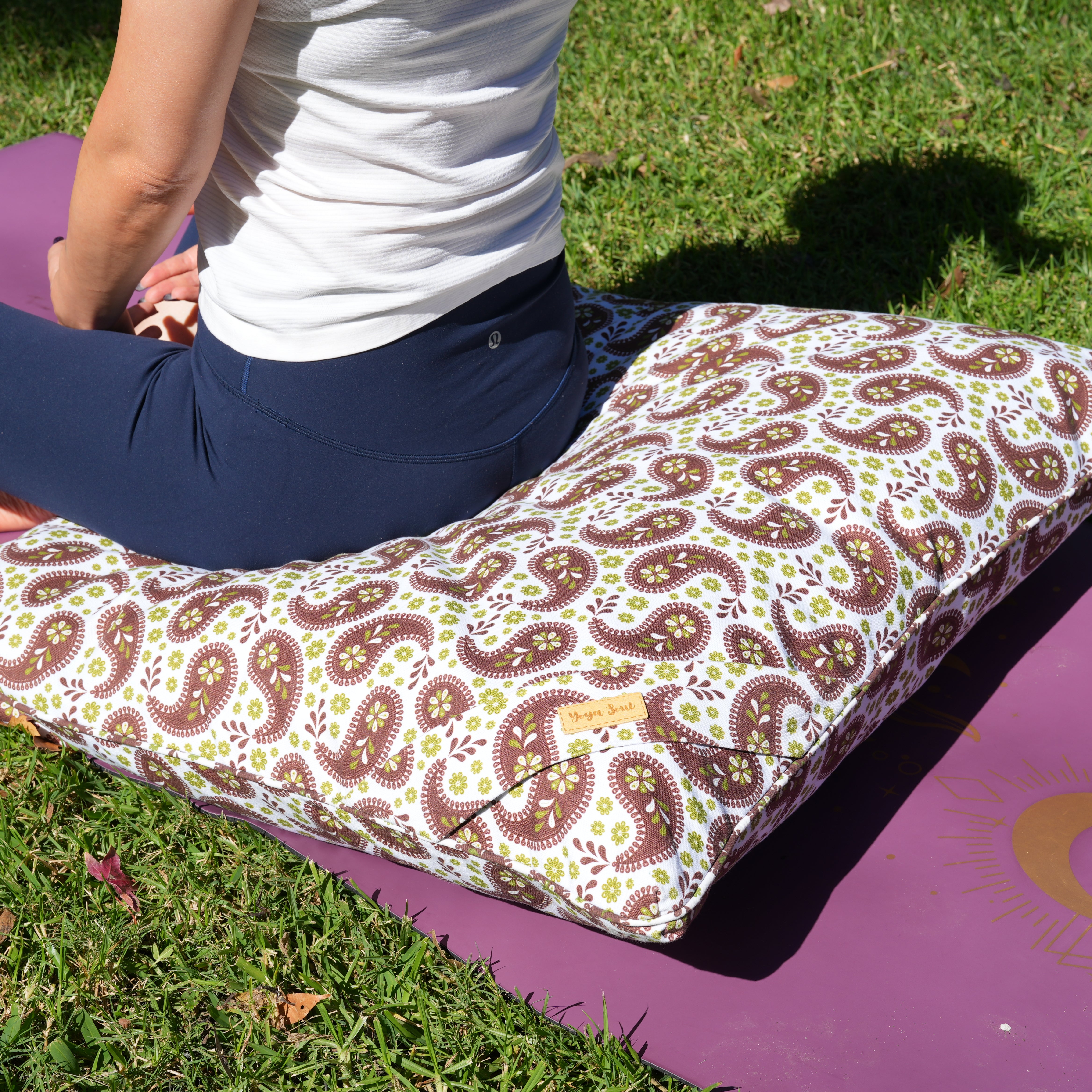 ZABUTON Meditation Cushion | Paisley | Chocolate