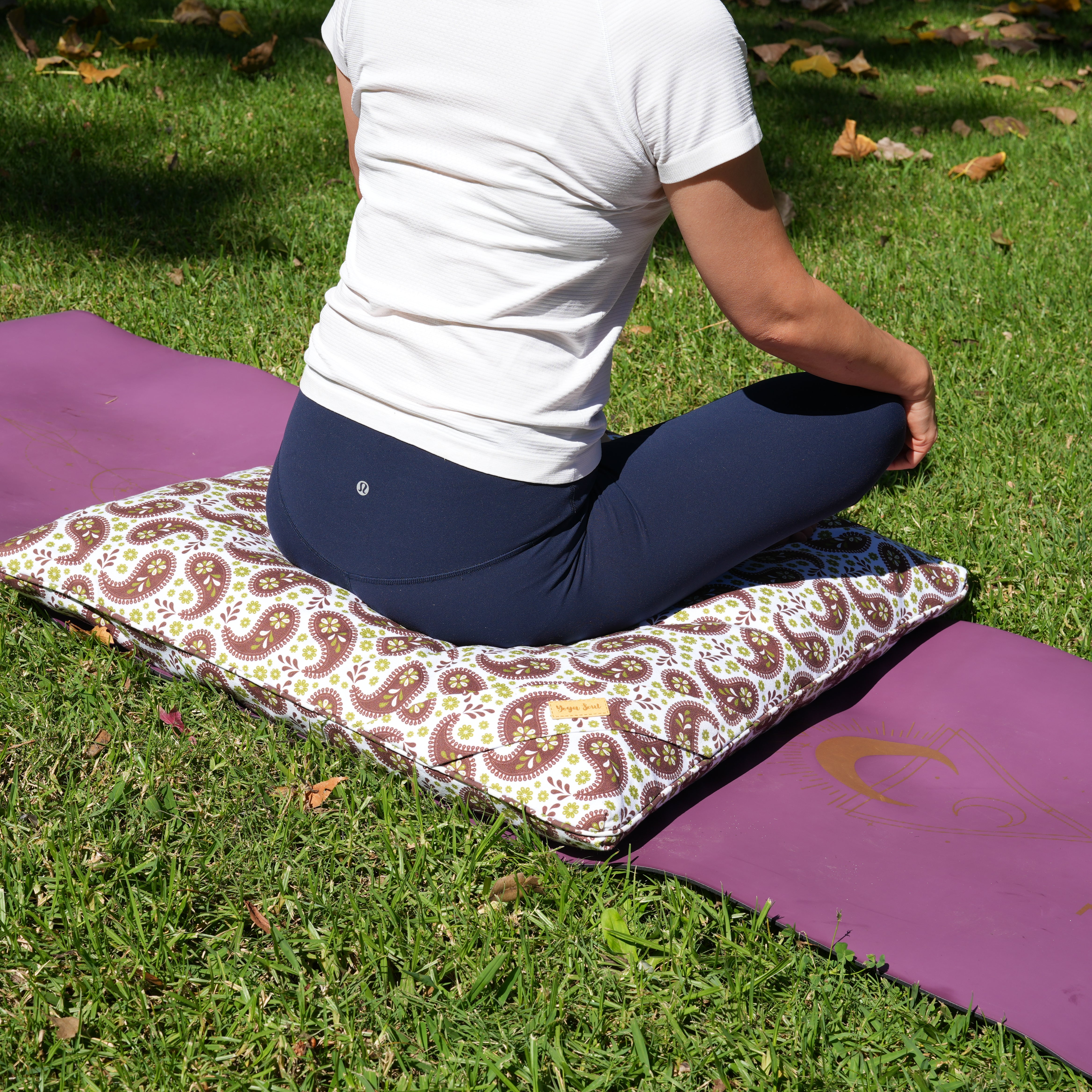 ZABUTON Meditation Cushion | Paisley | Chocolate