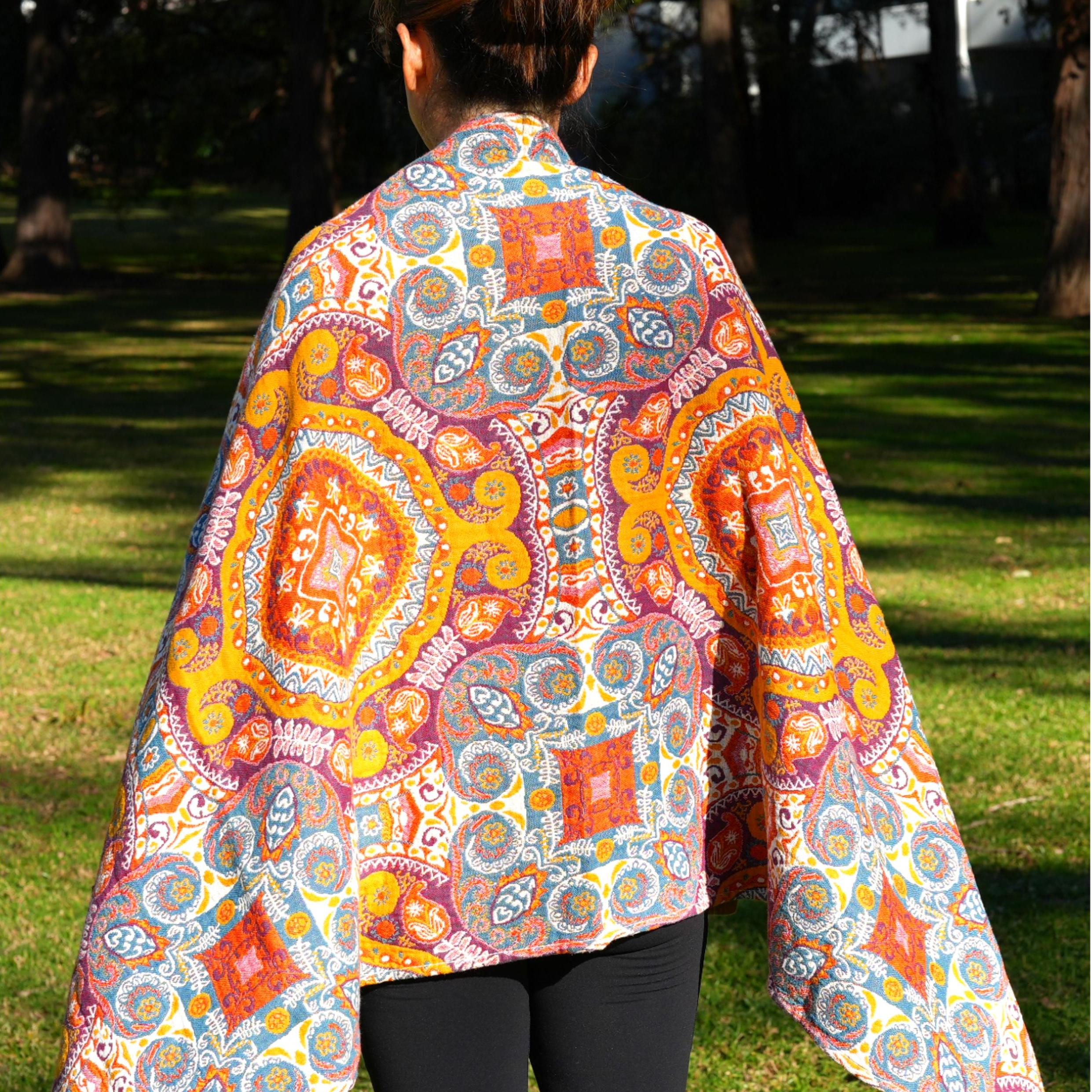 Travel Yoga Blanket | Paisley