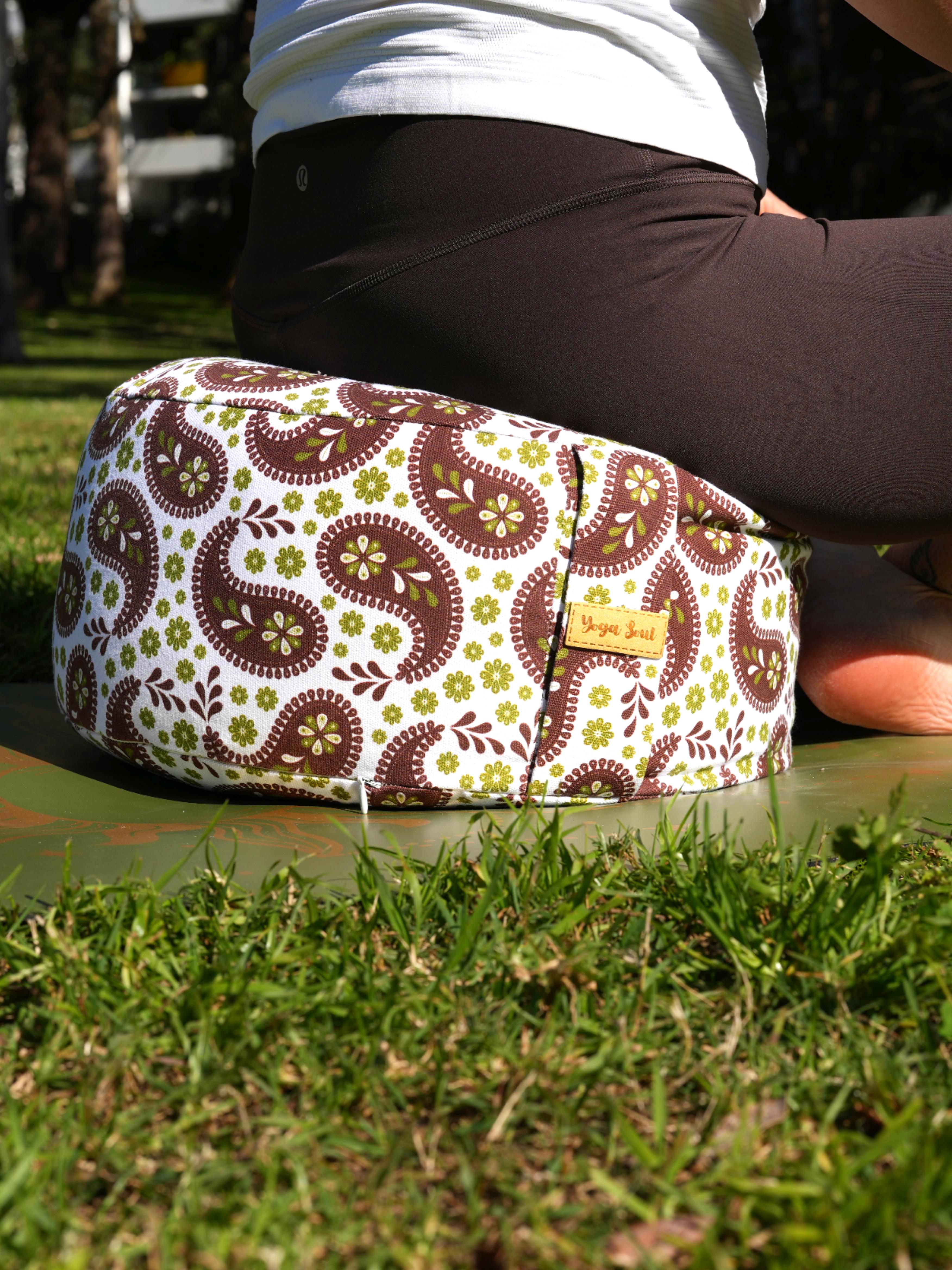RONDO Meditation Cushion | Paisley | Chocolate