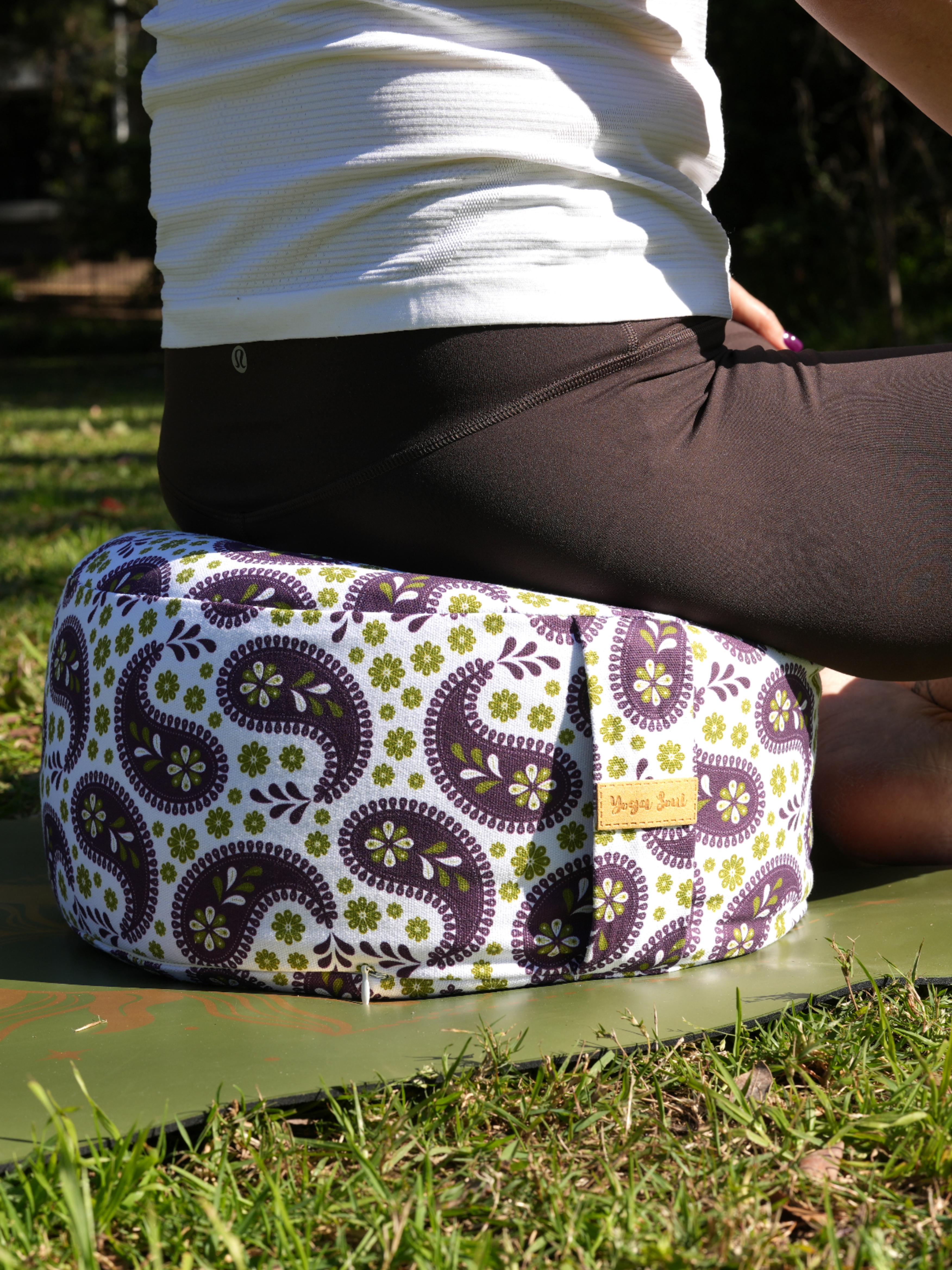RONDO Meditation Cushion | Paisley | Purple
