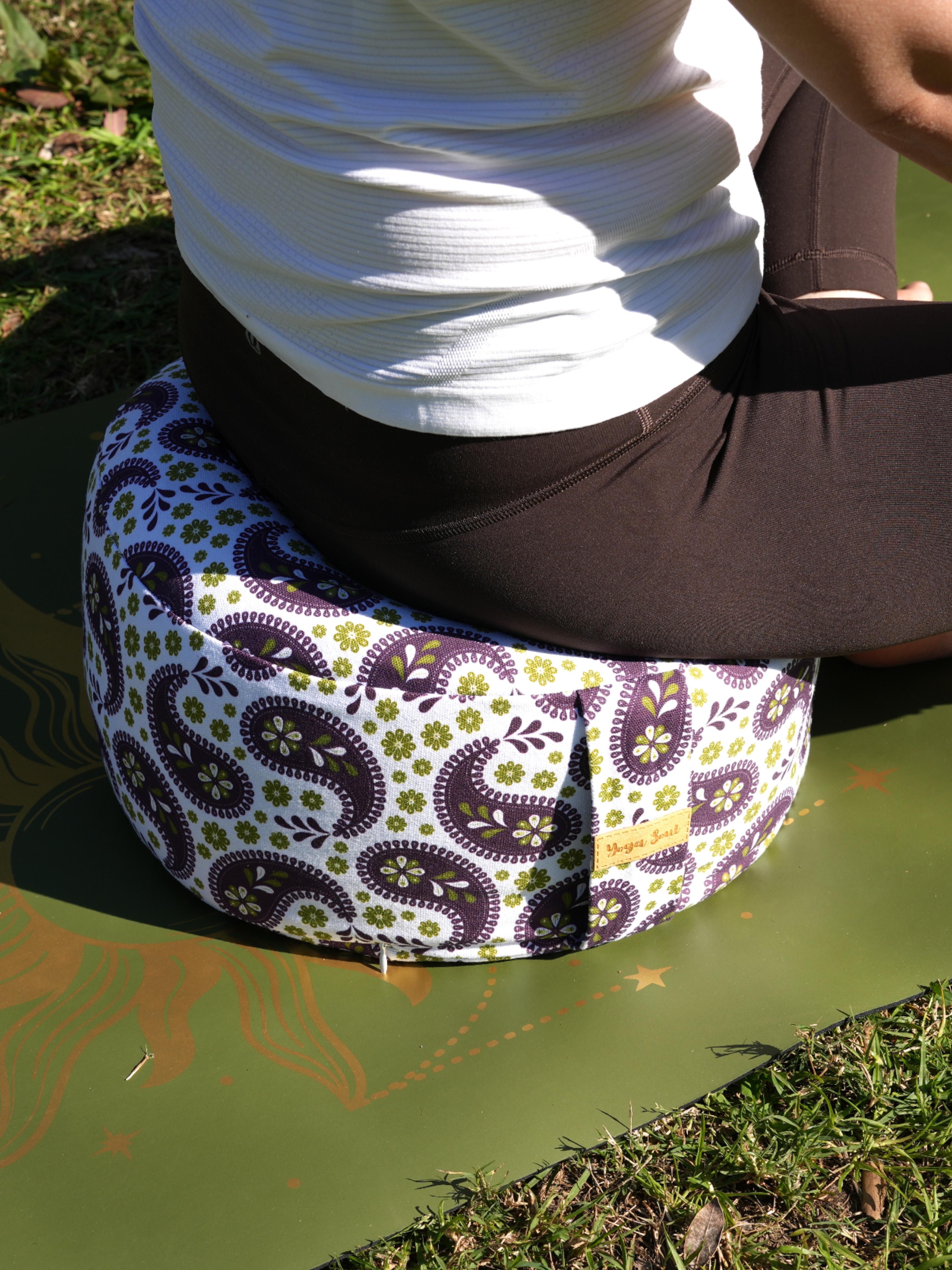 RONDO Meditation Cushion | Paisley | Purple