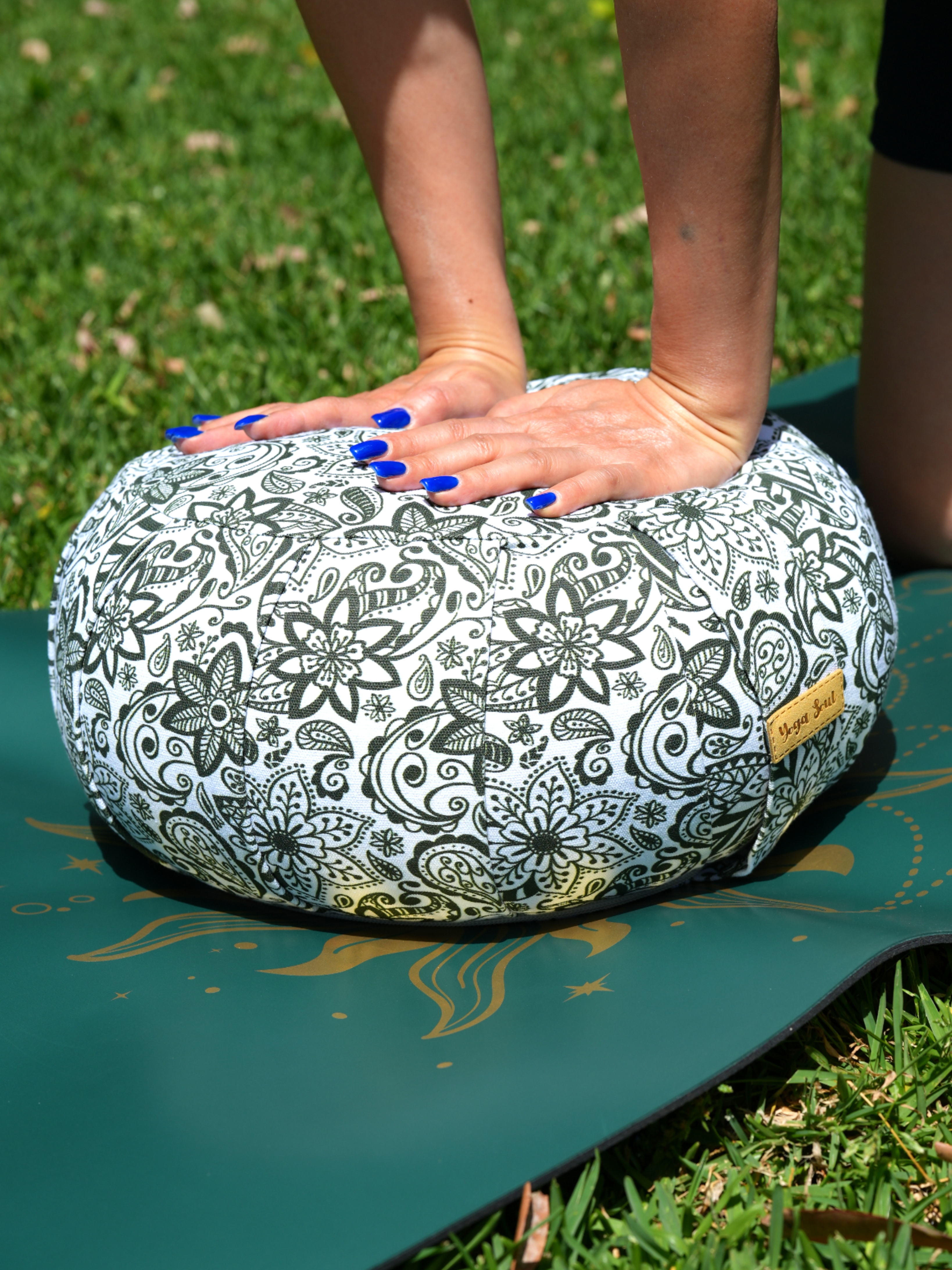 ZAFU Meditation Cushion | Paisley Flower | Trekking Green