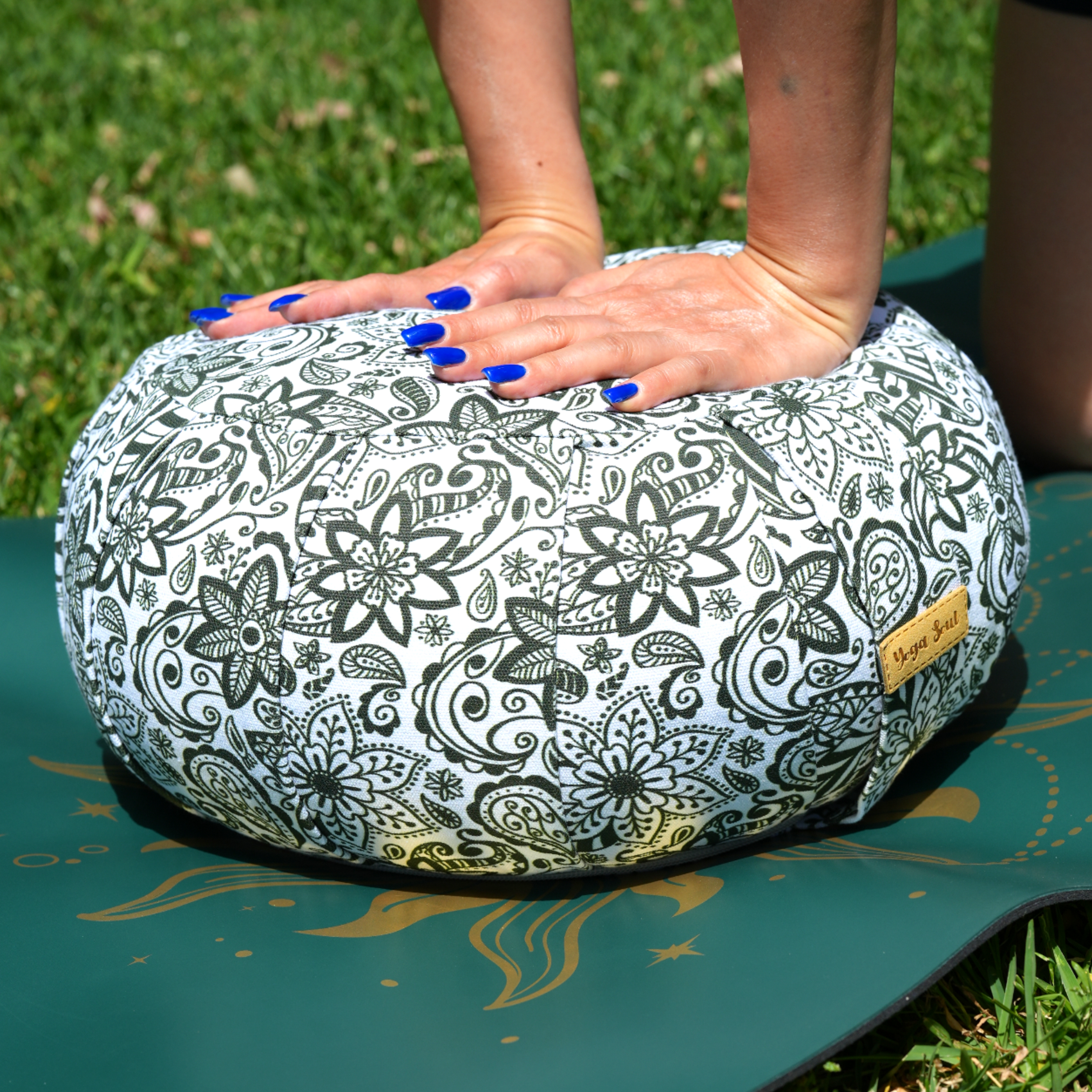 ZAFU Meditation Cushion | Paisley Flower | Trekking Green