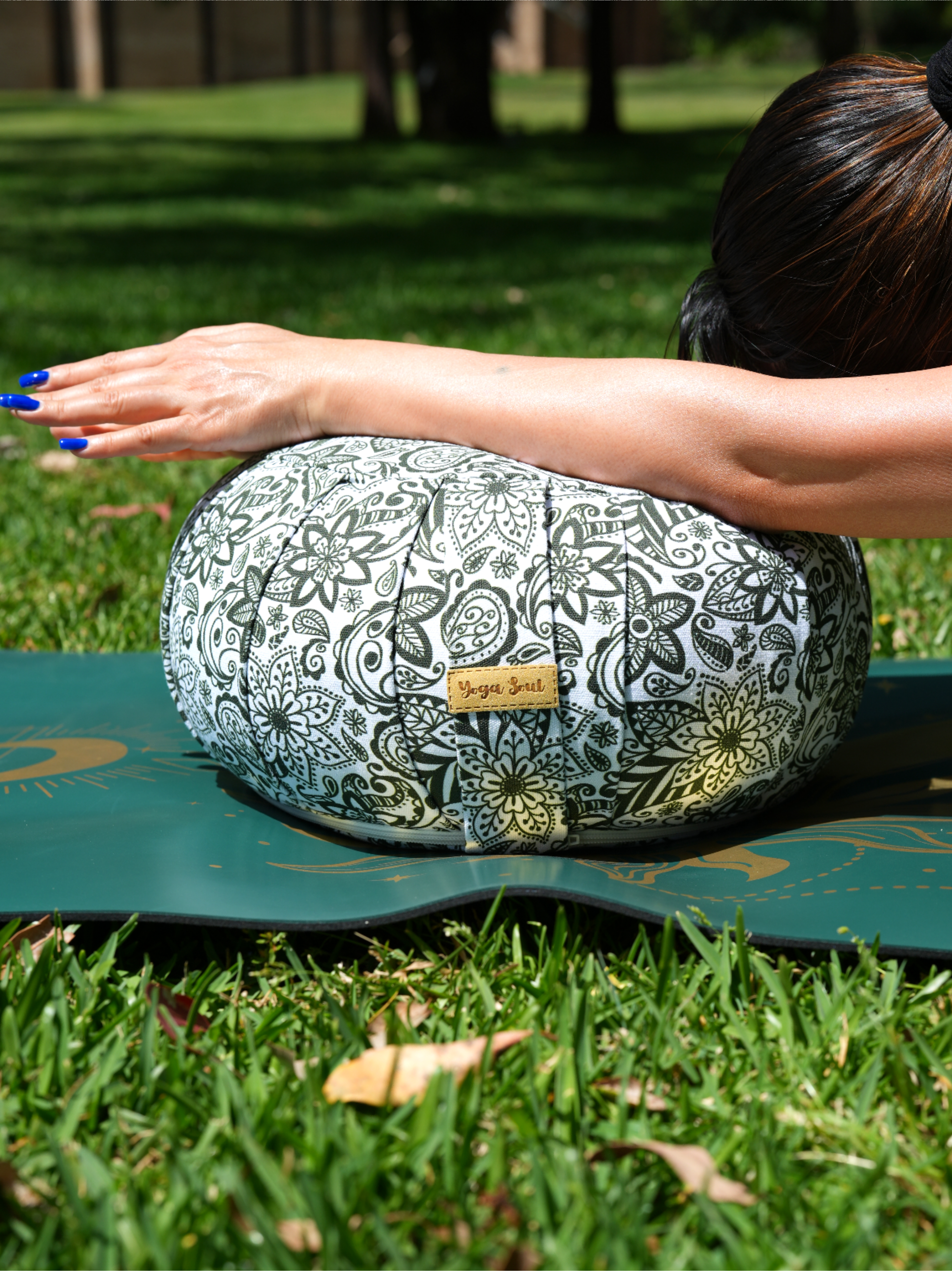 ZAFU Meditation Cushion | Paisley Flower | Trekking Green