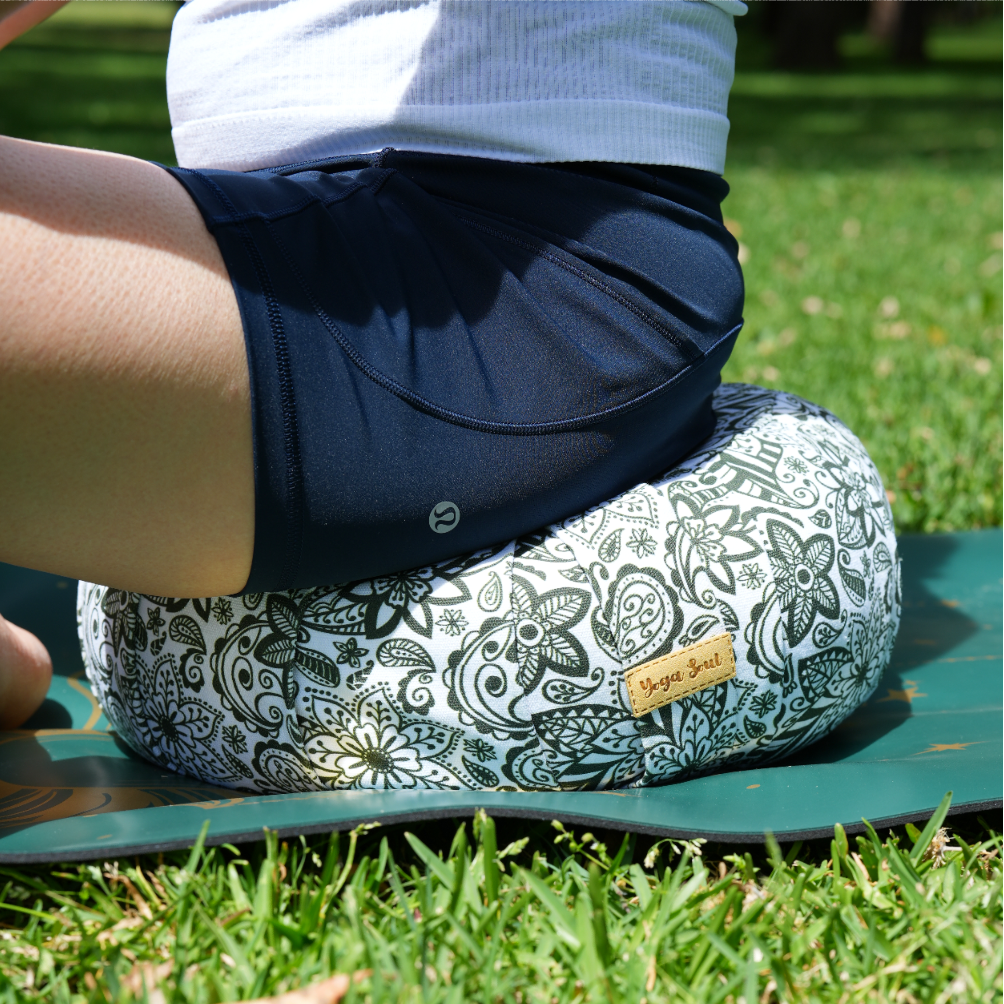 ZAFU Meditation Cushion | Paisley Flower | Trekking Green