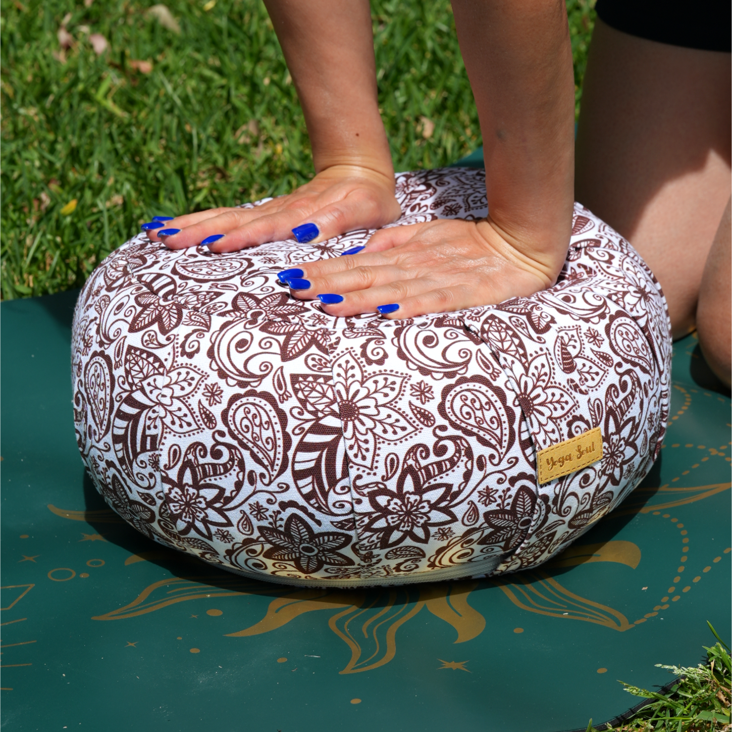 ZAFU Meditation Cushion | Paisley Flower | Chocolate