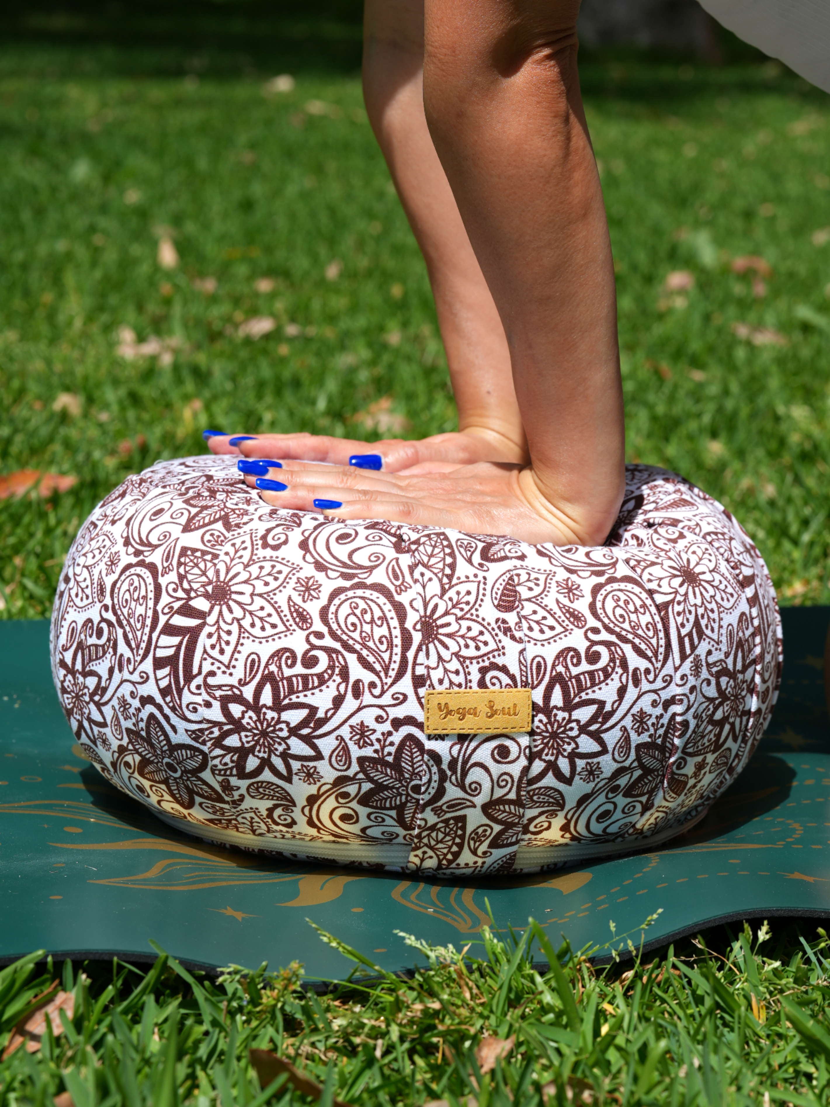 ZAFU Meditation Cushion | Paisley Flower | Chocolate
