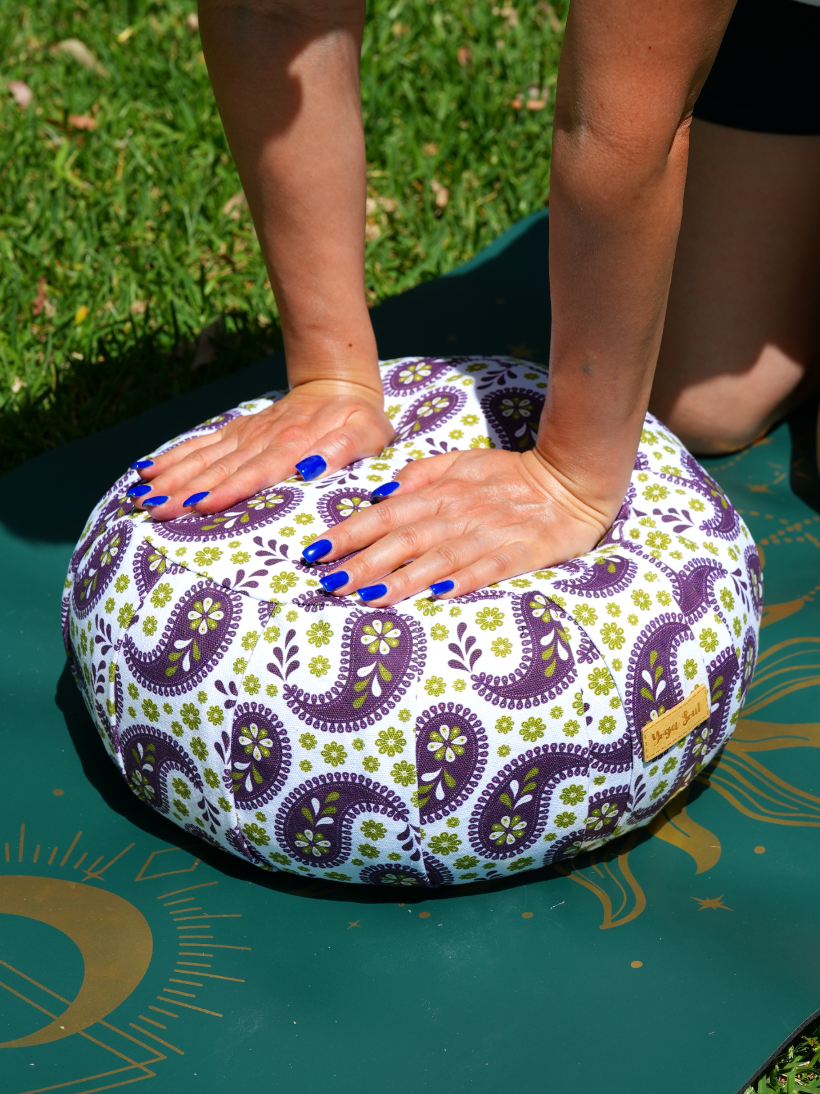 ZAFU Meditation Cushion | Paisley | Purple