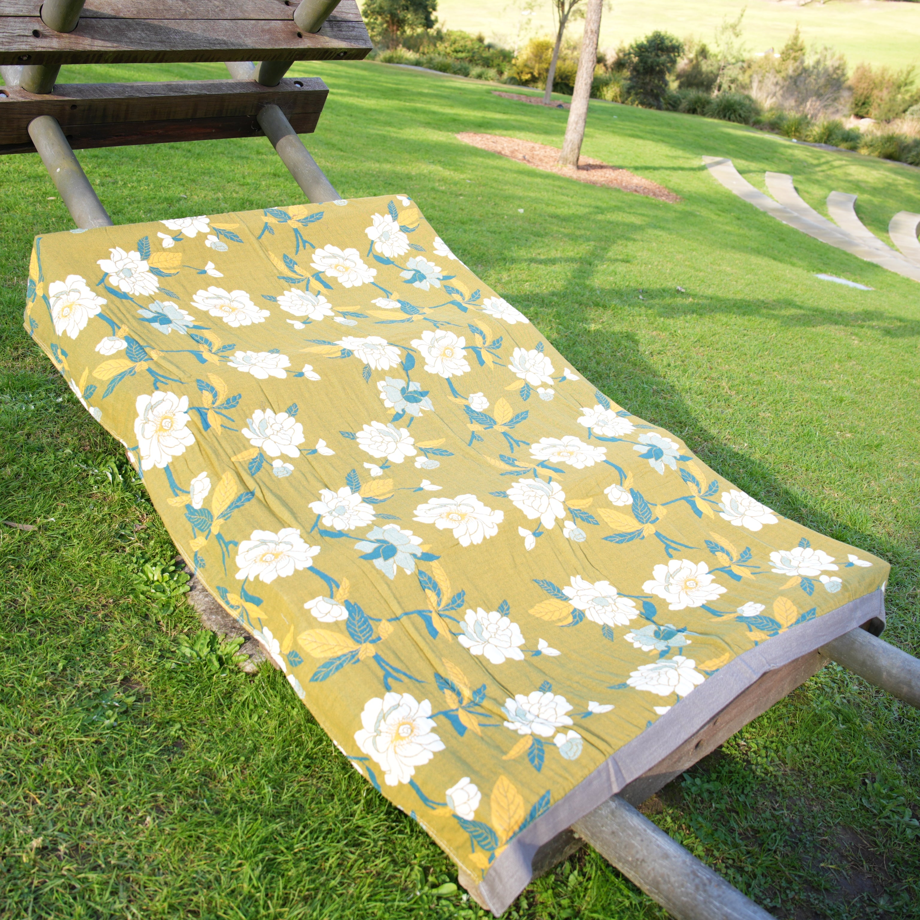 Yoga Blanket | Garden