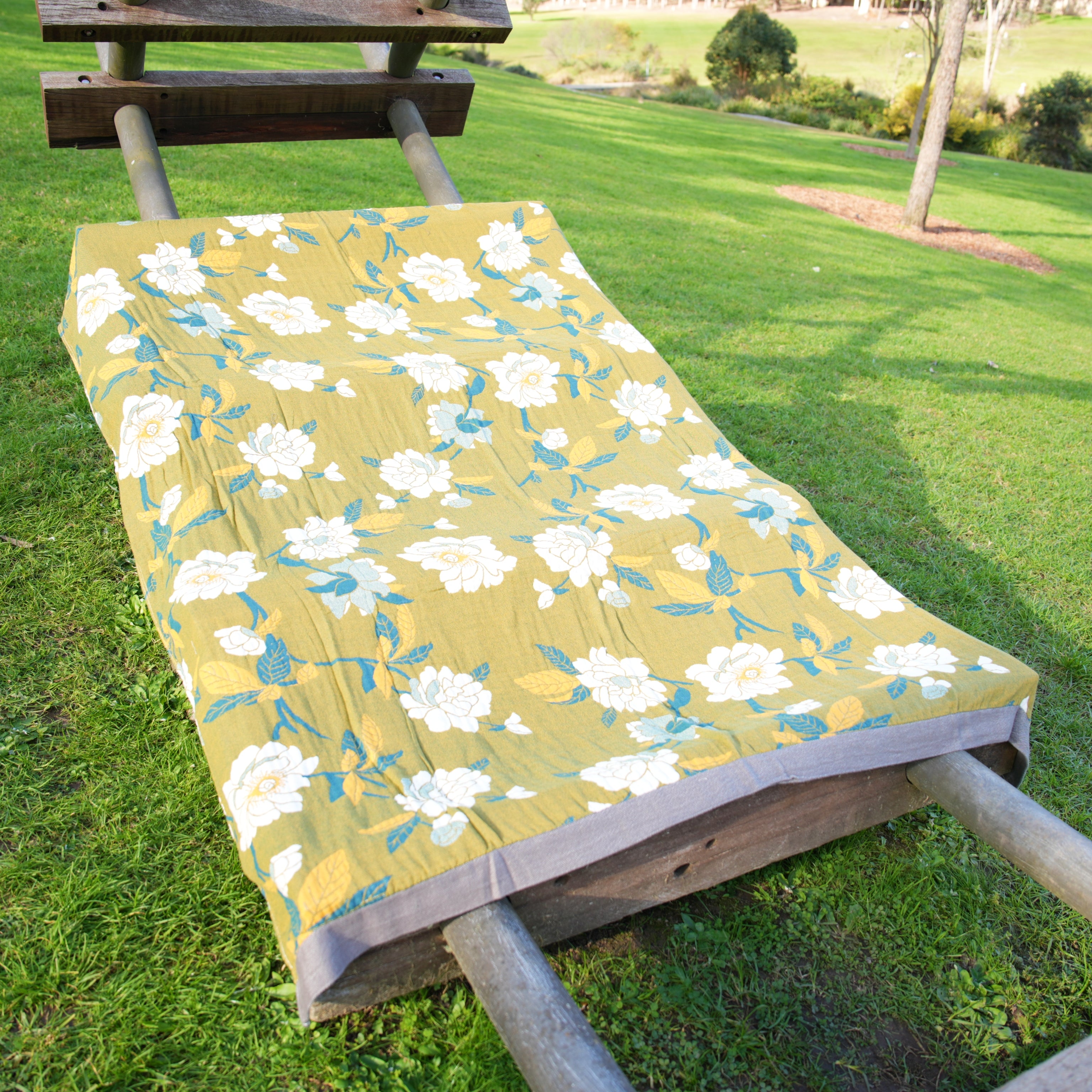 Yoga Blanket | Garden